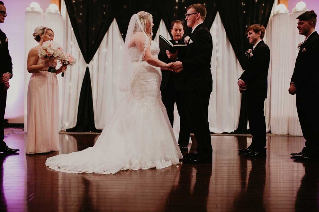 wedding-venue-near-avon-indiana