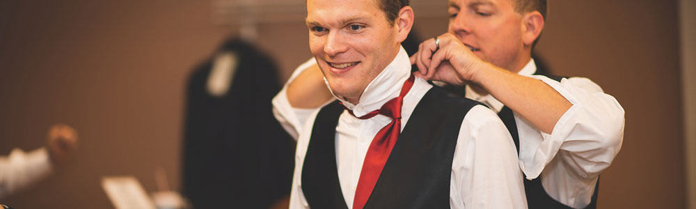 groom-suite-jones-crossing