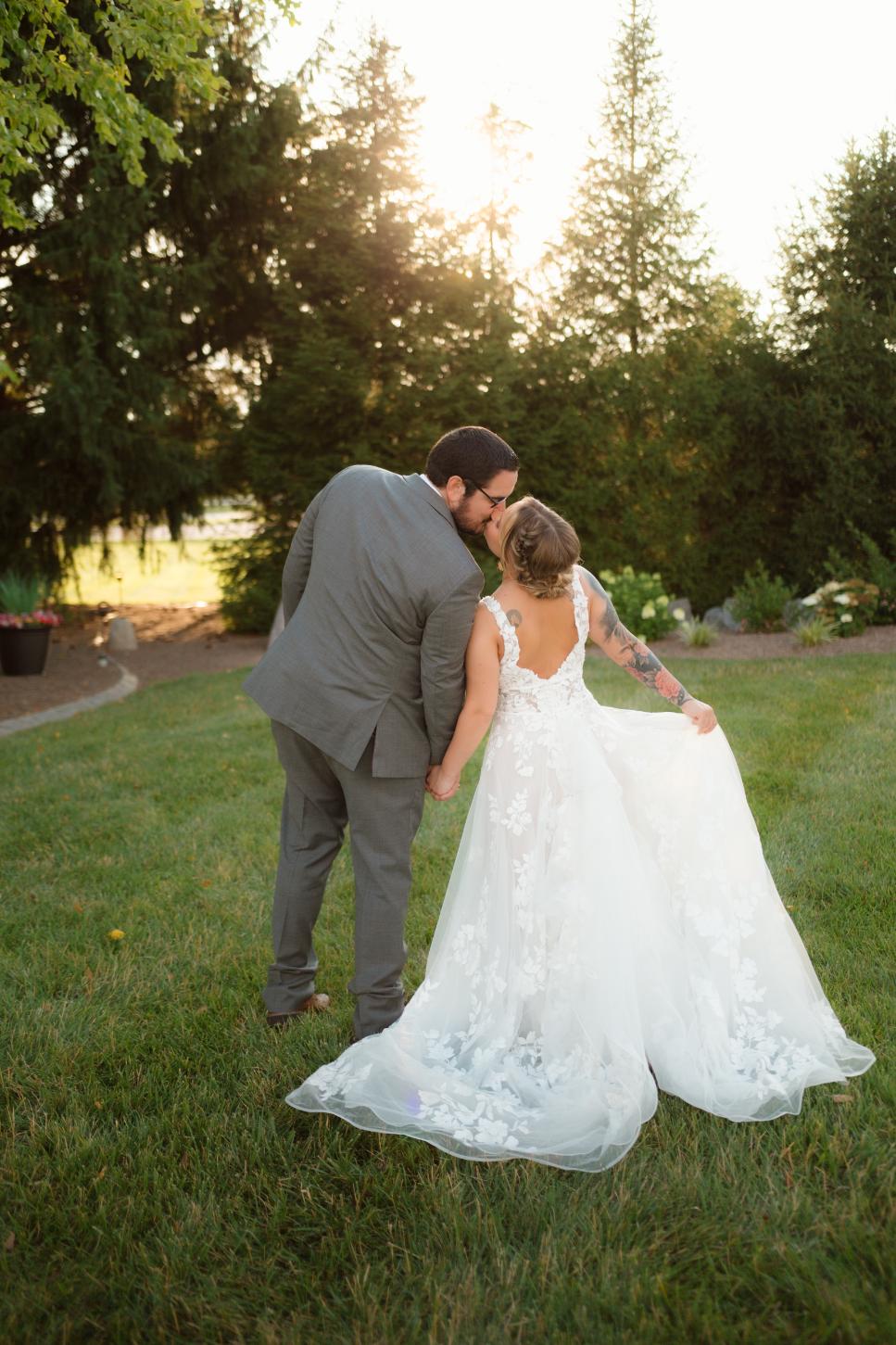 jones crossing outdoor water wedding venue indianapolis indiana jones crossing outdoor water wedding venue indianapolis indiana