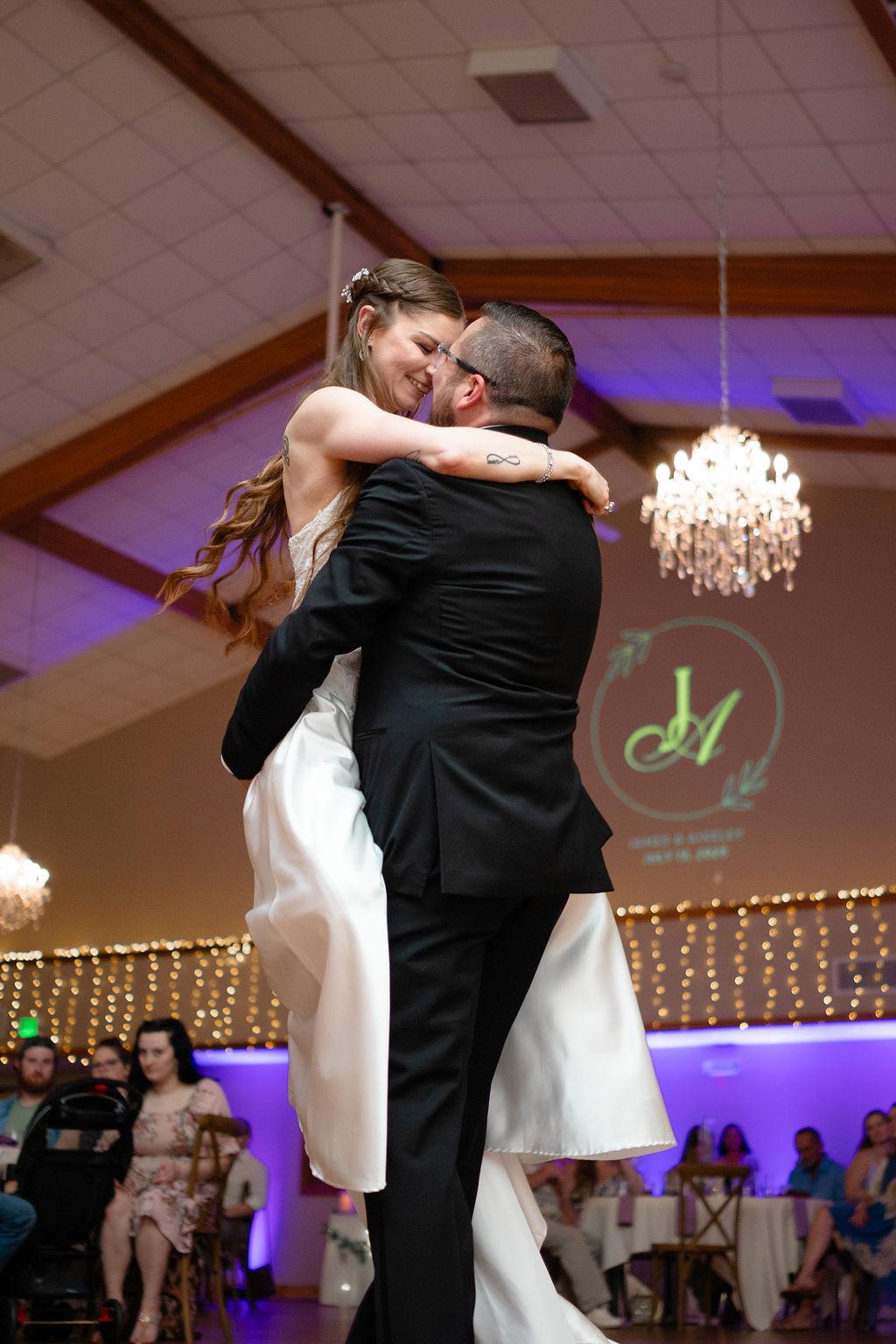 jones crossing outdoor water wedding venue indianapolis indiana